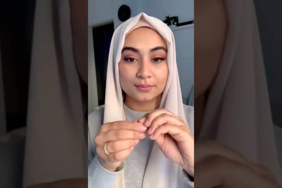 Hijab pin